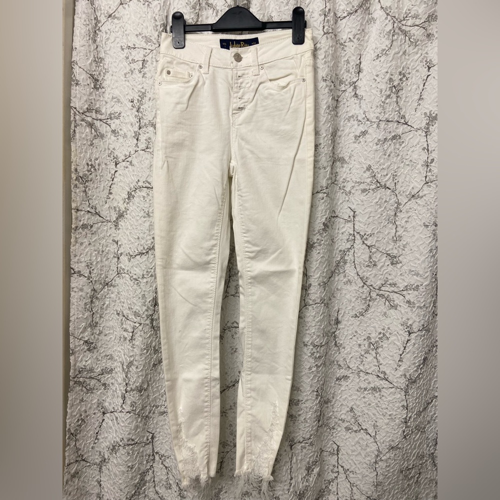 Indigo Rein distressed Women's Off-White Jeans Size 1